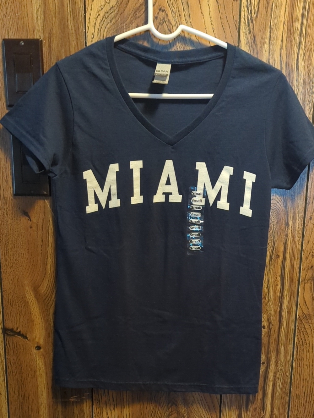 Gildan Navy V‑Neck Tee with White 'MIAMI' Graphic